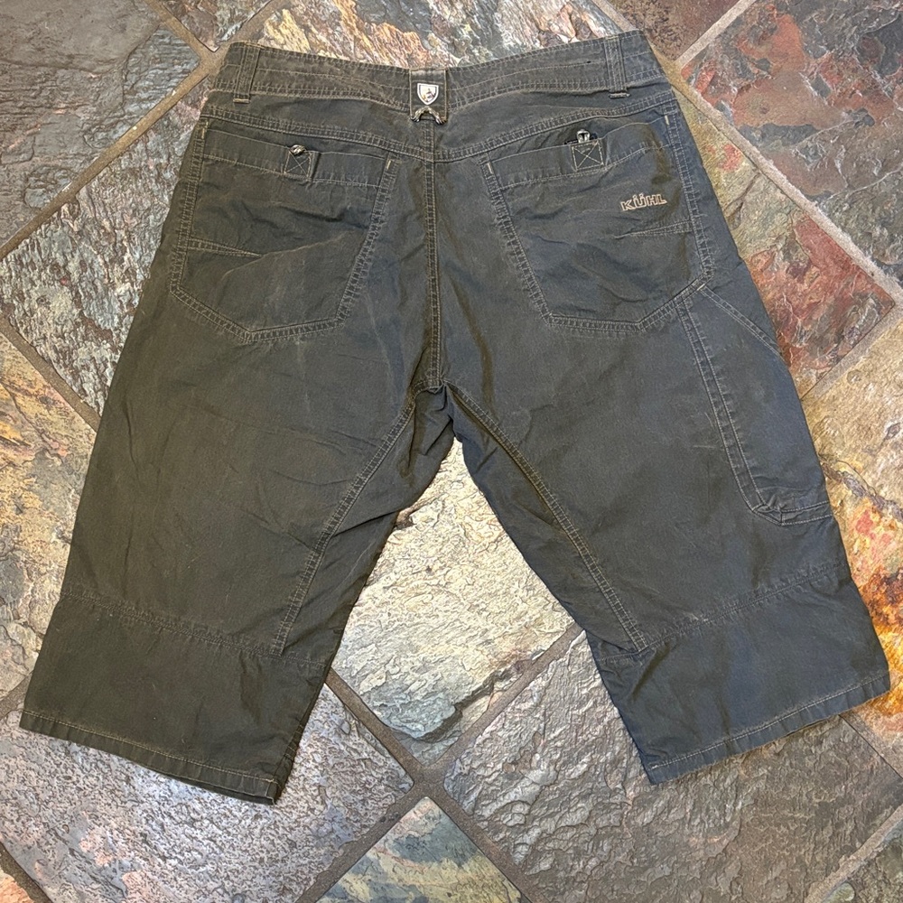 Kuhl Cargo Shorts - Picture 2 of 10